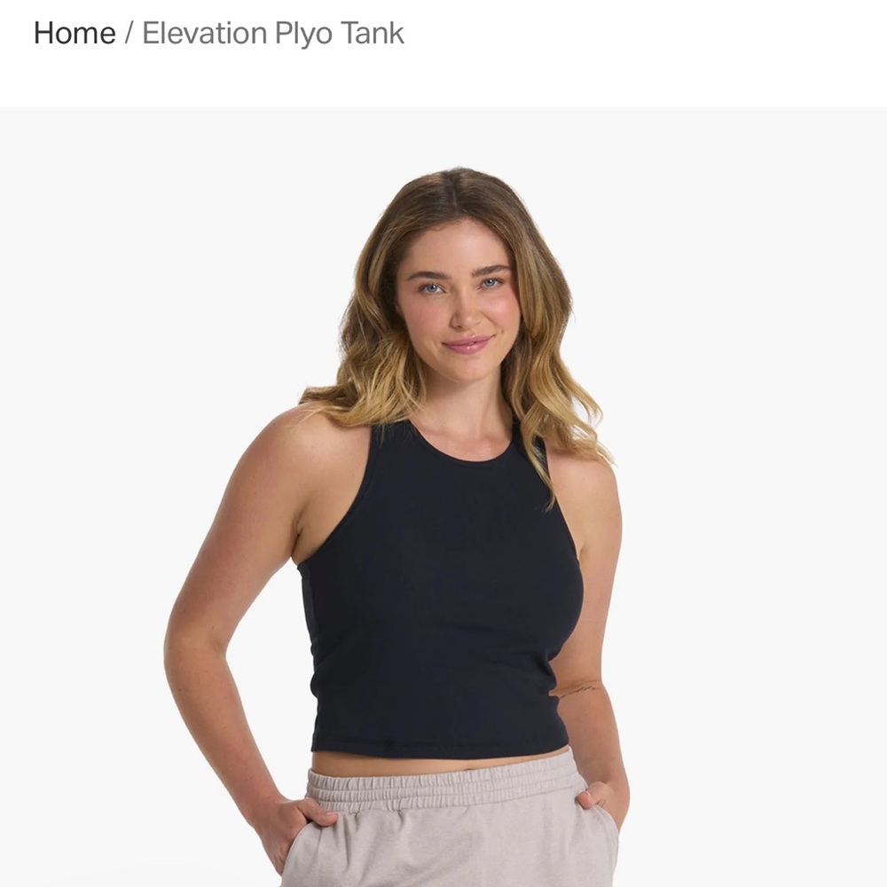 Vuori Elevation Plyo Tank NWT